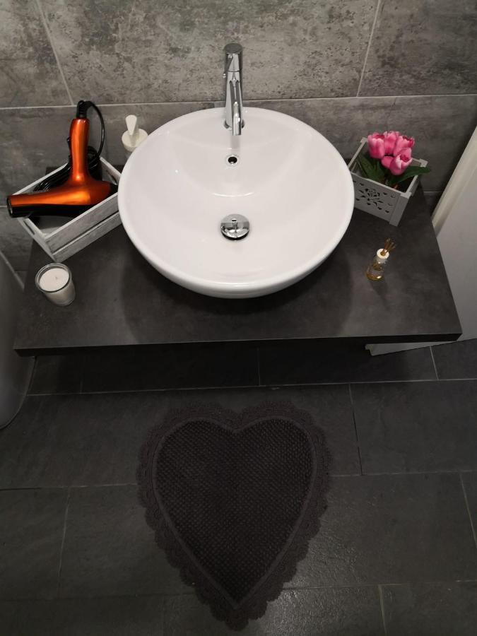 Il Nido Di Desy Apartamento *